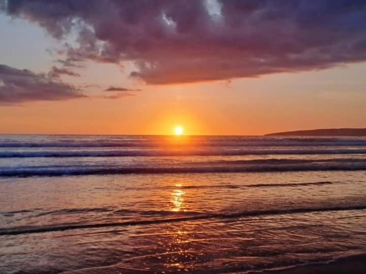 Luxury Holiday Rental With Sea Views On The Wild Atlantic Way ترالي المظهر الخارجي الصورة