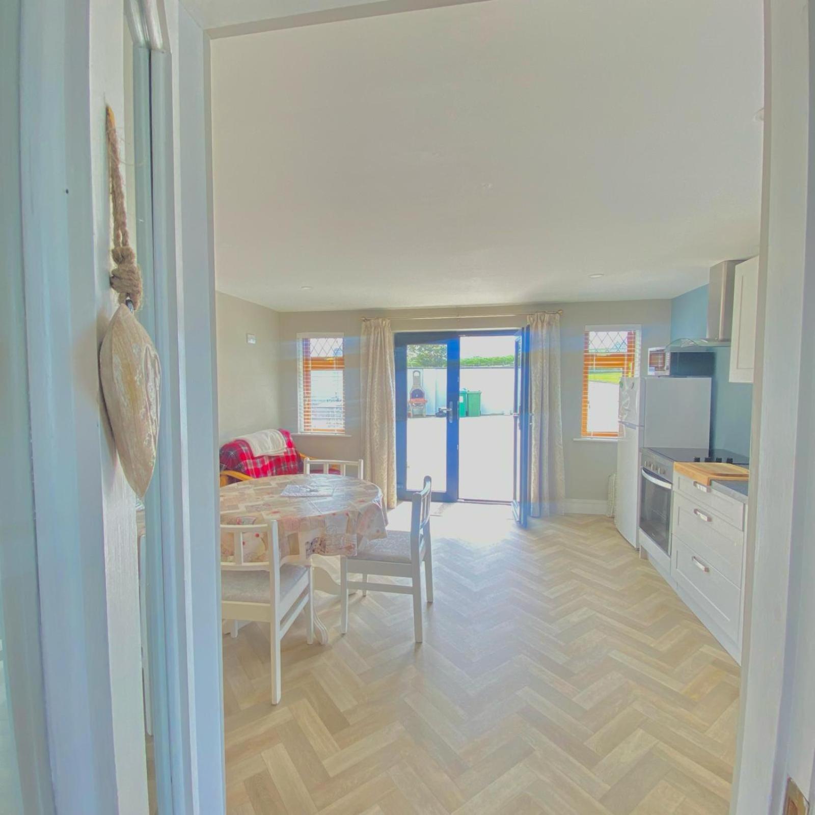Luxury Holiday Rental With Sea Views On The Wild Atlantic Way ترالي المظهر الخارجي الصورة